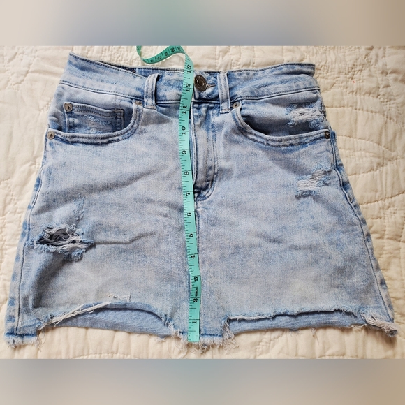 American Eagle Outfitters Dresses & Skirts - American Eagle Outfitters Light Blue Denim Skirt Size 0